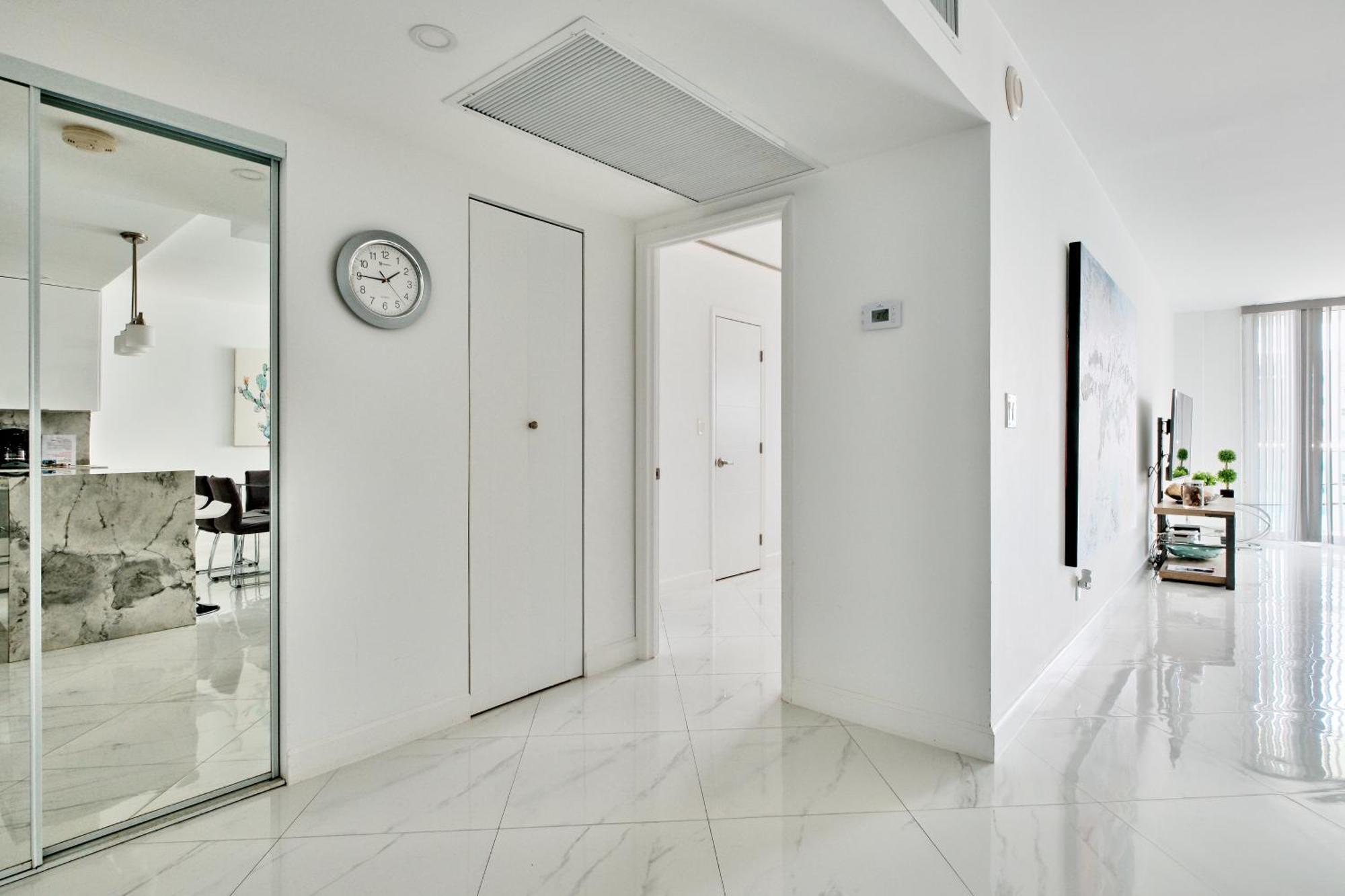 Miami Beach Collins Ave Apartments Free Parking Sunny Isles Beach Room photo