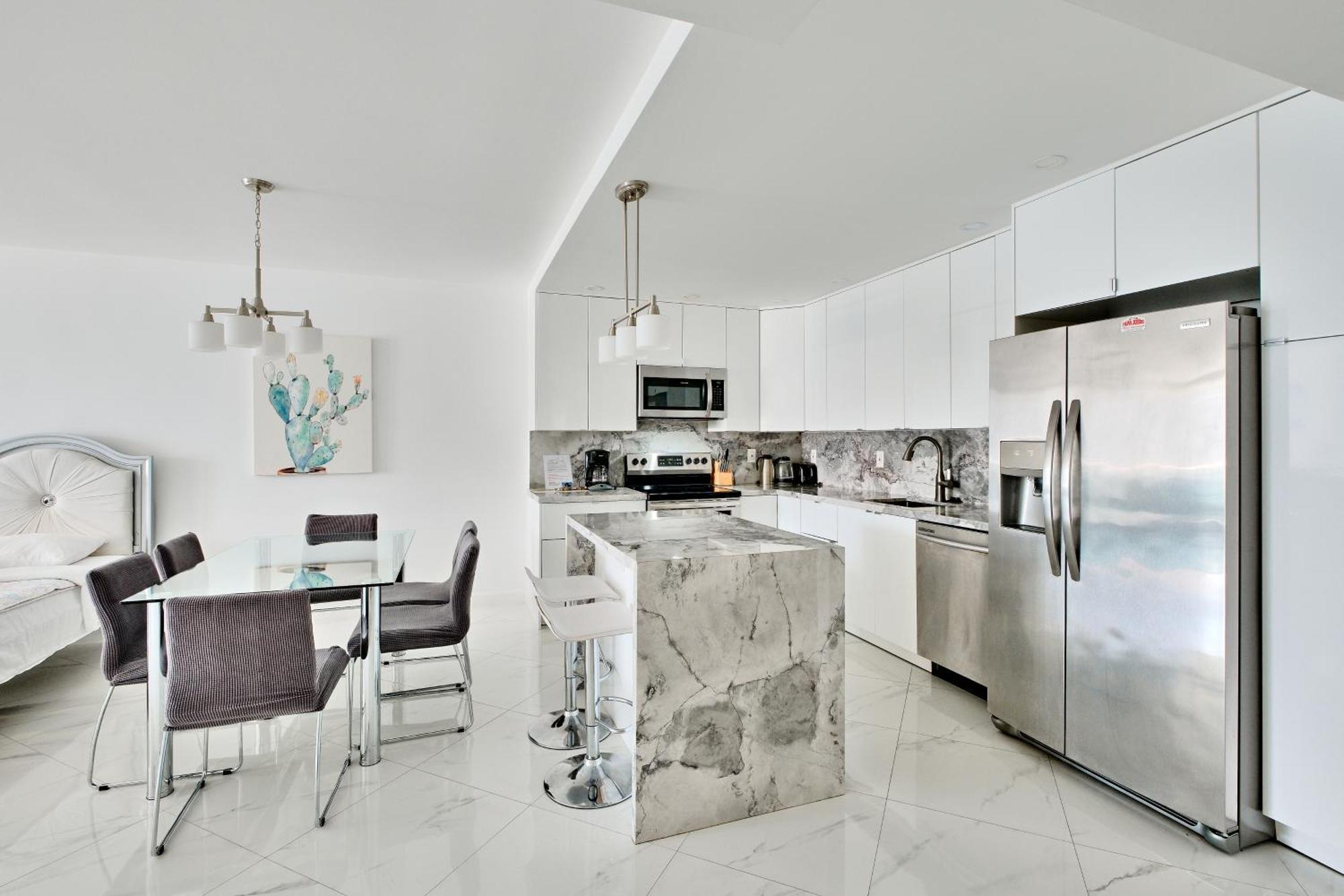 Miami Beach Collins Ave Apartments Free Parking Sunny Isles Beach Room photo